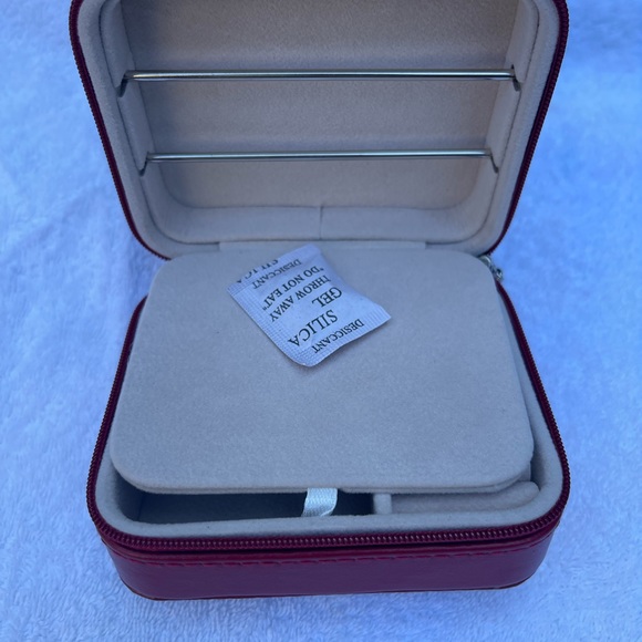 Troll bead jewelry box. New in plastic. 3.5 x 4.25 in. Burgundy - Picture 3 of 5